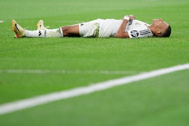 穆斯卡特：若抱着打平的心态是非常危险的；李新翔参加了合练