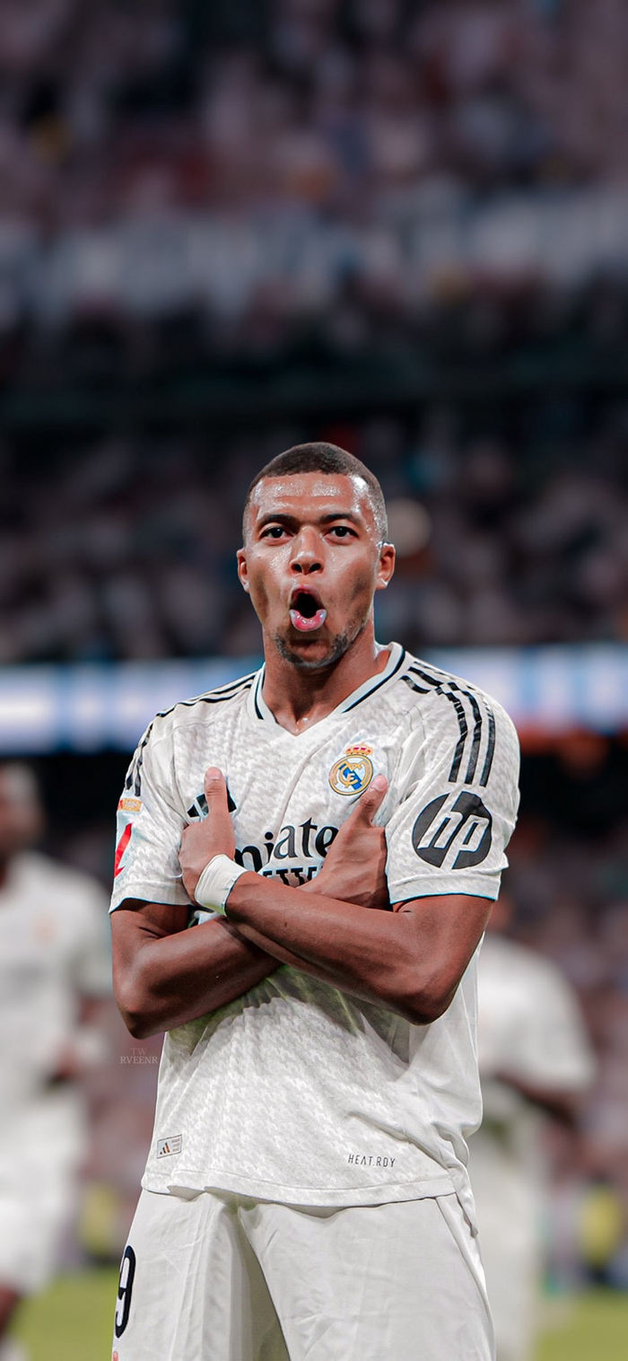 利物浦1-0送国米两连败！升至欧冠第八，索博绝杀，维尔茨造点球