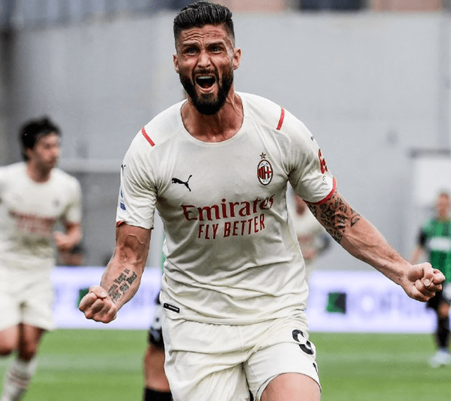 里程碑，海港中场徐新已为中国俱乐部出战200场比赛