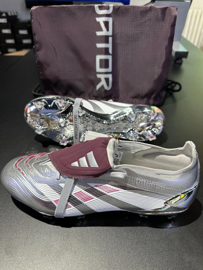 欧冠-萨拉赫破门埃利奥特建功 利物浦2-1里尔（欧冠：萨拉赫破门、埃利奥特进球，利物浦2-1击败里尔）