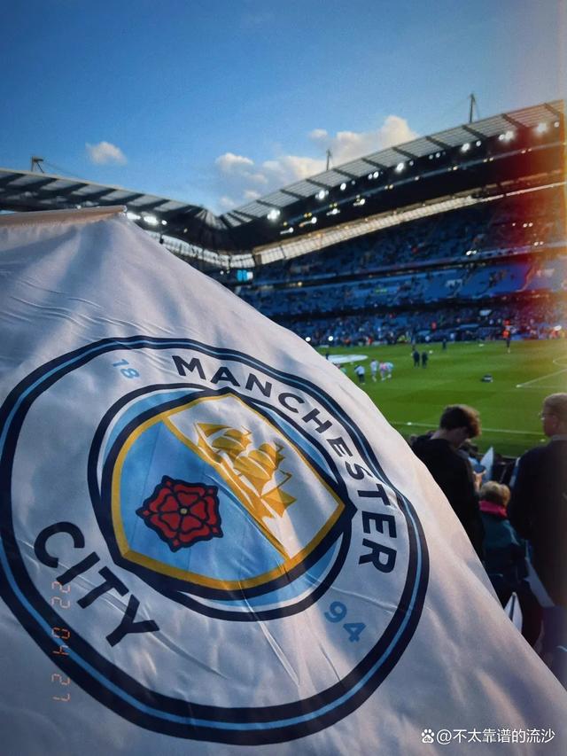 组图：CBA俱乐部杯广厦击败天津 塔克飞身暴扣