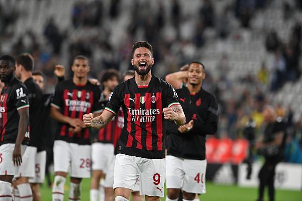 足球中超球队前锋脚踝受伤，赛季恐报销（中超球队锋线大将脚踝受伤，赛季或提前报销）