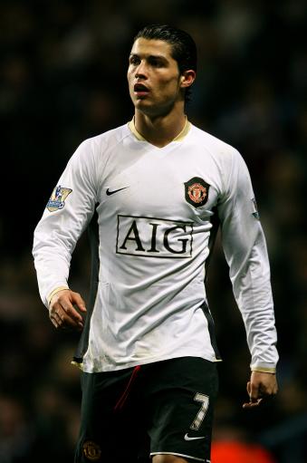 弗林蓬：重返赛场还能赢球感觉很棒；希望我们能延续连胜（弗林蓬：复出取胜心情大好，盼球队延续连胜）