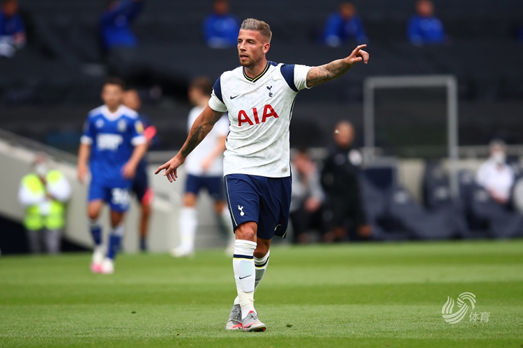 《在场外》视频栏目｜从北京女足夺冠说起